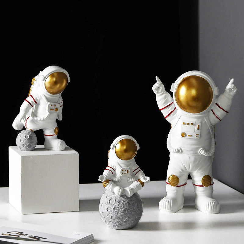 Space Astronaut Figurines - Starhauz.com