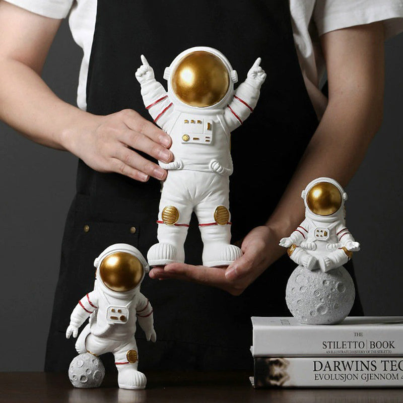 Space Astronaut Figurines - Starhauz.com