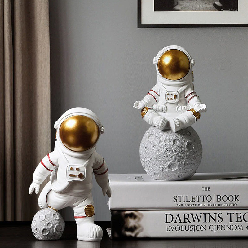 Space Astronaut Figurines - Starhauz.com