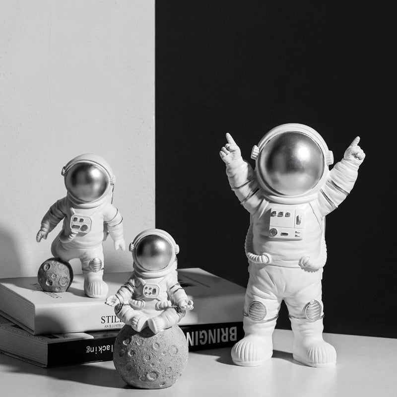 Space Astronaut Figurines - Starhauz.com